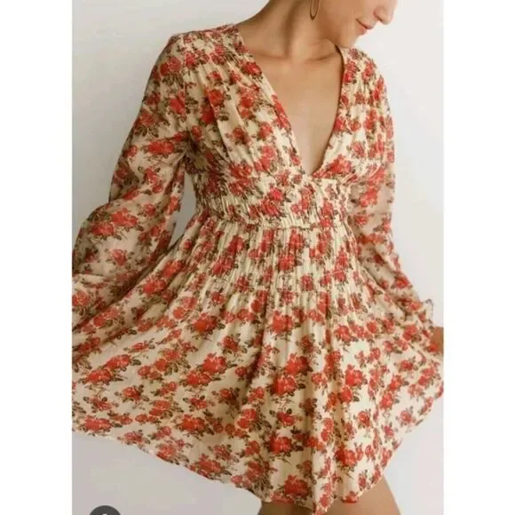 NEW Free People Women's Keep You Smocked Mini Dress Ivory Combo Small NWT - Picture 3 of 8